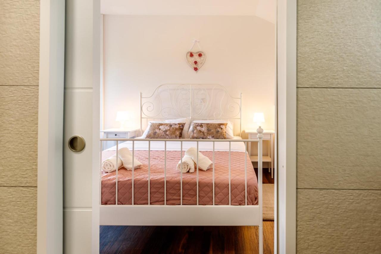 Casa Di Oliva-House With Heated Pool & Jacuzzi In Trilj, Croatia Villa Luaran gambar